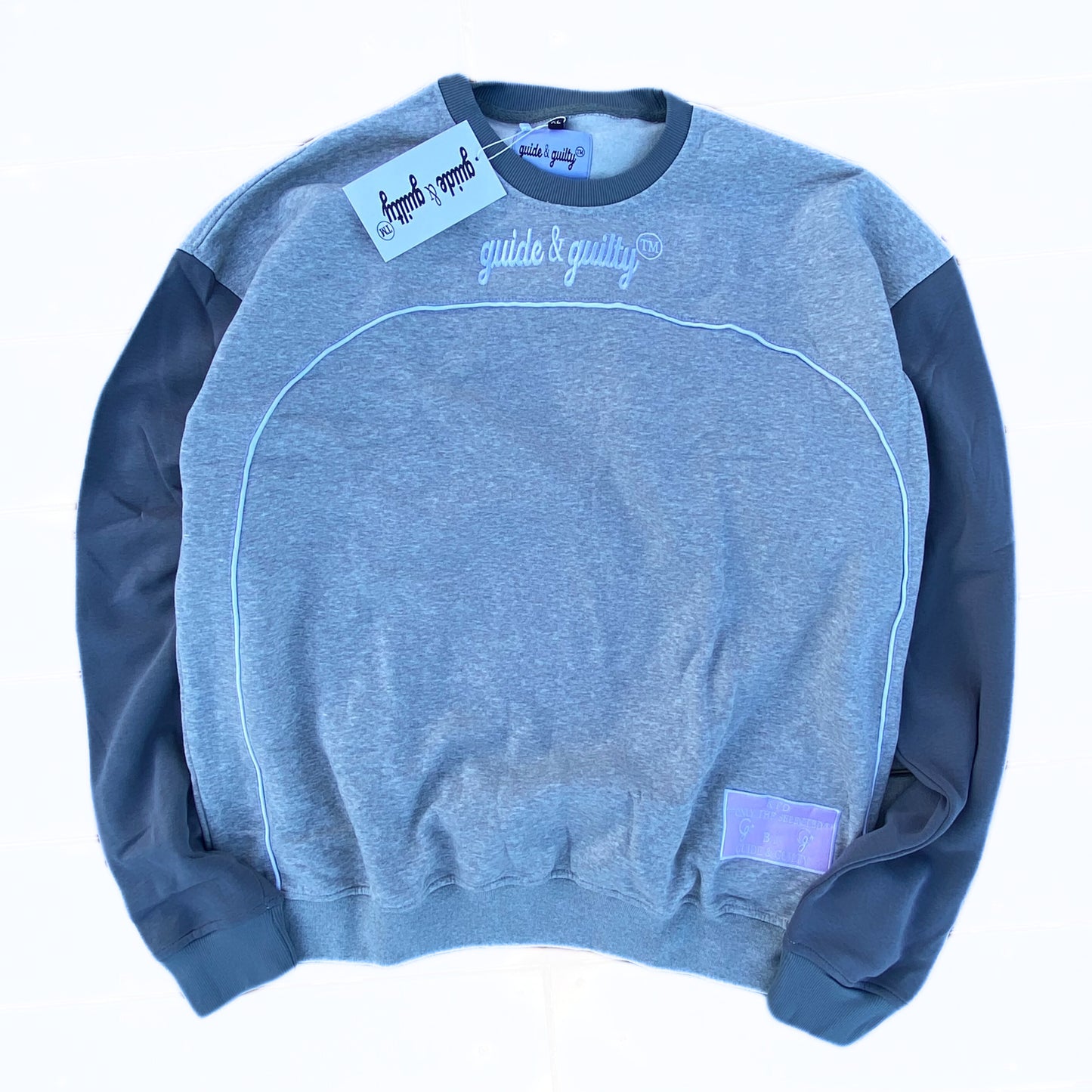 ¨KNOW THE DIFFERENCE¨ SWEATSHIRT