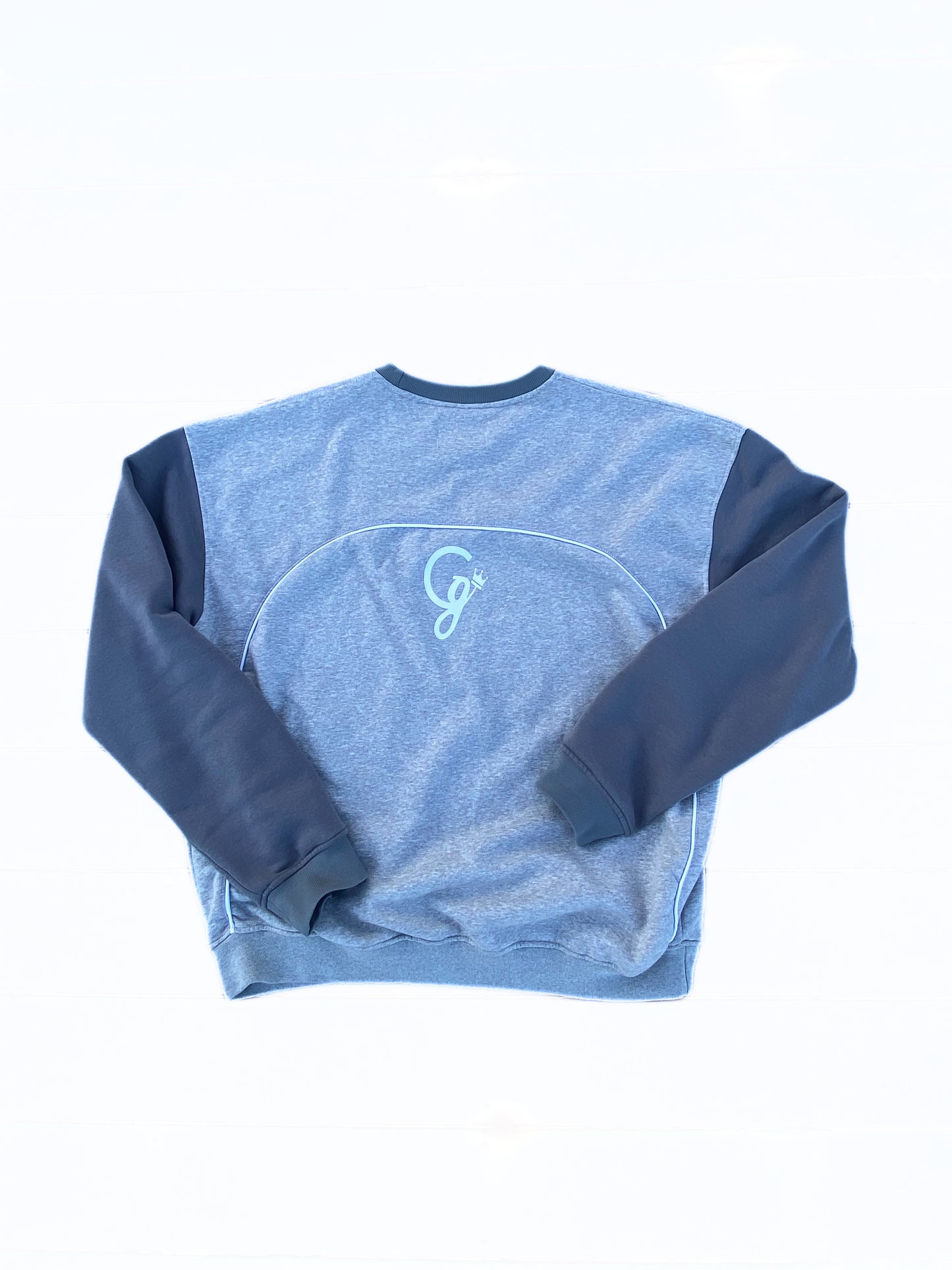 ¨KNOW THE DIFFERENCE¨ SWEATSHIRT